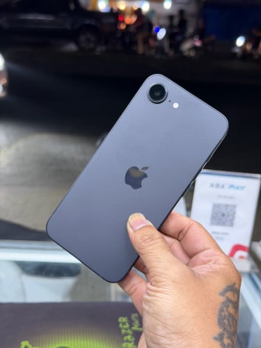 iPhone 16E ណែន battery 🔋 100%