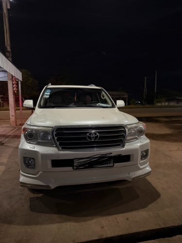 Land crusier 2014 full option