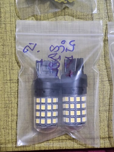 LED ស៊ីញ៉ូ/ហ្វាំង/ឌឺមី