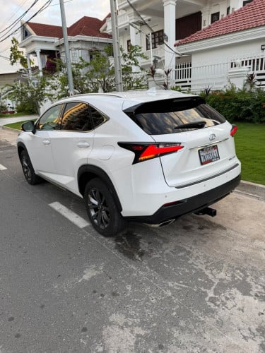 Lexus NX200T 2017