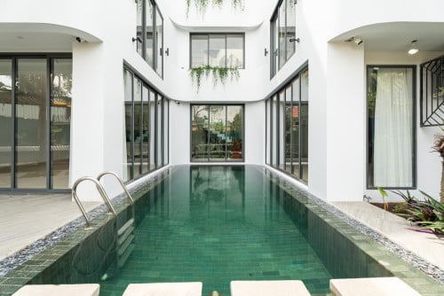 Luxury Villa For Rent with Private Swimming Pool At Chbar Ampov.