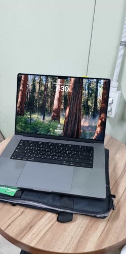 MacBook Pro M1 32GB 16”