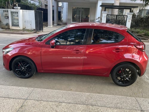 MAZDA 2_016 ហ្វ៊ូលពេញ មួយទឹកខ្លាញ់គោ (១ម្ចាស់គត់) អ៊ែមណាស់