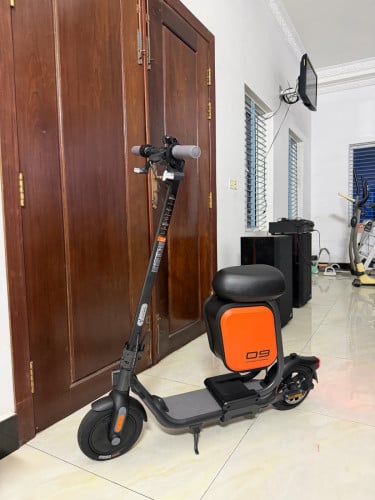 Ninebot F25i 2024 used 23km only