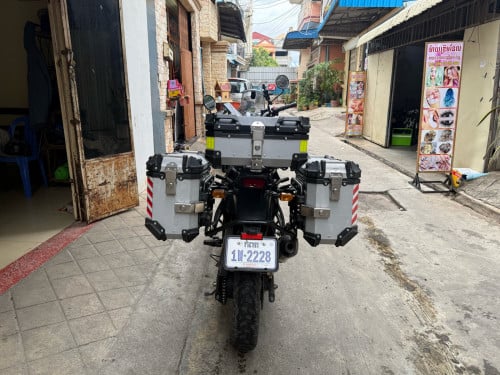 Royal Enfield Himalayan 411CC