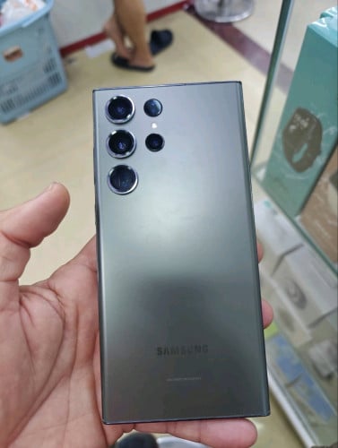 Samsung Galaxy S23 Ultra ស៊ីម២ របស់ក្រុមហ៊ុន