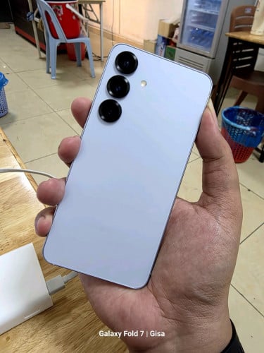 Samsung S25 512GB Company