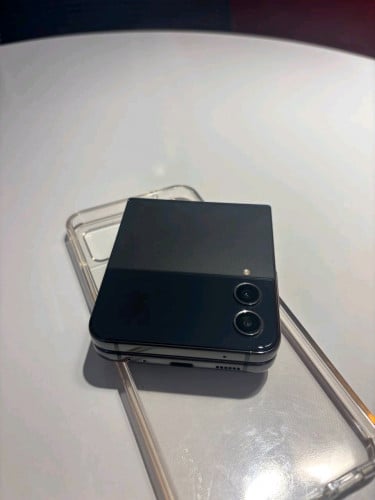 Samsung Zflip4 256 sim1+esim 99%