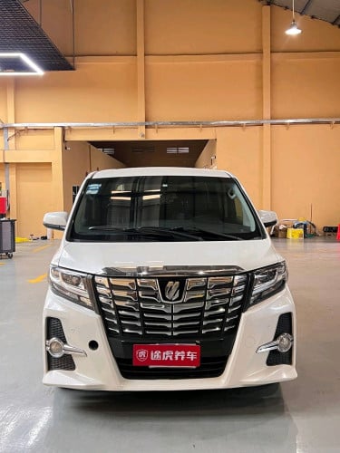 Toyota Alphard 2015