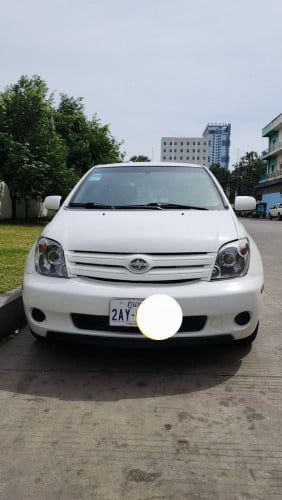 Toyota Scion ឆ្នាំ 2005 (ផ្លាកលេខ : 2AY)