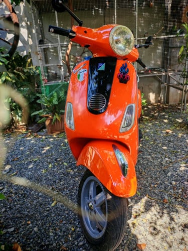 Vespa lx150 year2012