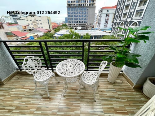 Western Elevator Apartment for Rent