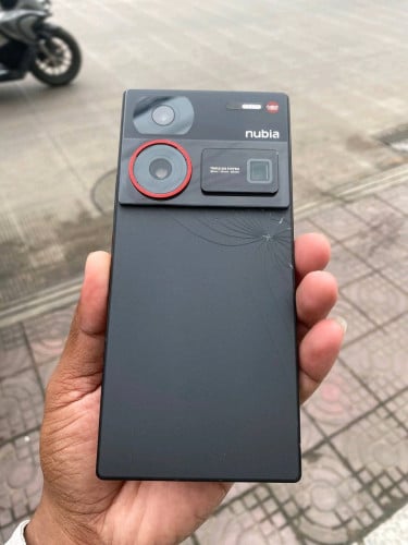 Z60 Uitra ប្រញាប់