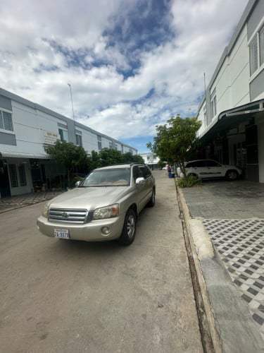 ឡានលកហាយឡែឌេីរ