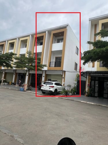 ផ្ទះល្វែង សម្រាប់ជួលនៅបុរី បុនលី ចំការដូង