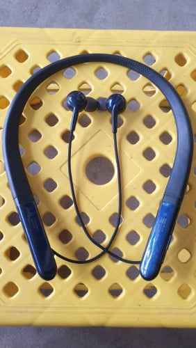 បុកខ្លាំងម៉ាអ៊ែម ថ្មកាន់បានយូ នៅដូចថ្មីចឹង