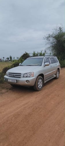 ឡានកាត់បានពីម្ចាស់ដេីម