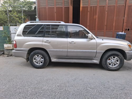 ឡានលក់ឆ្នាំ00