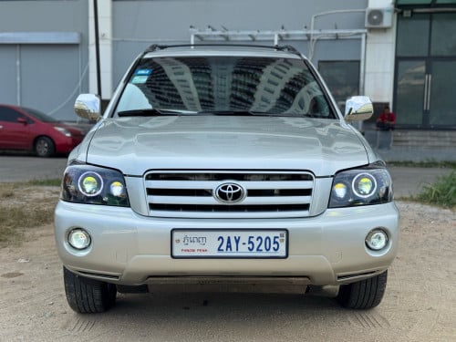 ​04 ប៉ុង​.1 limited  កៅអី 3ជួរ