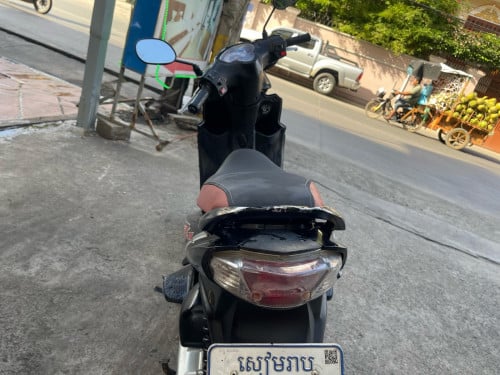 លក់ប្រញាប់920$ Nex 2017 ម៉ាស៊ីនតាន់ហ្សុីន ស្រាល ខ្លាំង សុីសាំងតិច ស្រួលជិះ មូលហោះ