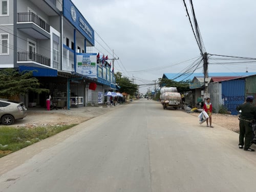 ដីលក់នៅជិតផ្សារទួលពង្រជិតបុរីH