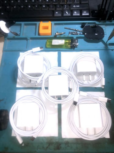 ឆ្នាំសាកiphoneស្រុីន100%