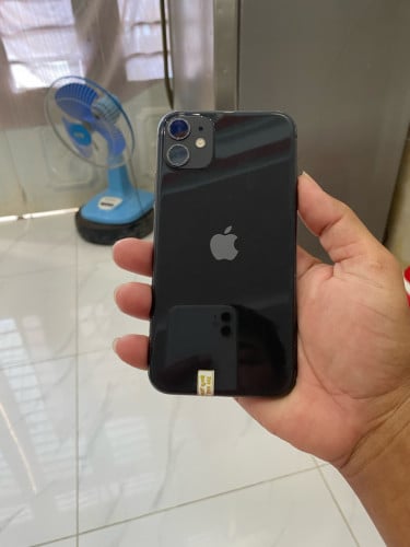 លក់ប្រញ៉ាប់លុយ iPhone 11 64g GX លេខមួយ អត់ស្កេន ថ្ម100% ប្រេីផ្ទាល់ ល្អប្រេីណាស់