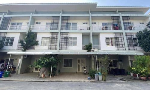 វីឡា កូនកាត់LC2 សម្តាប់លក់