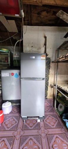 ទូរទឹកកកម៉ាក Luckybird ថែមជើងទ្រ