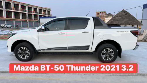 មហាសែនថ្មី Mazda BT-50 021 Thunder 3.2 4X4 ហ្សុិន១ជុំ