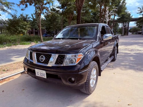 ចង់លក់Nissan Frontier 2007 អូតូប៉ុងមួយ