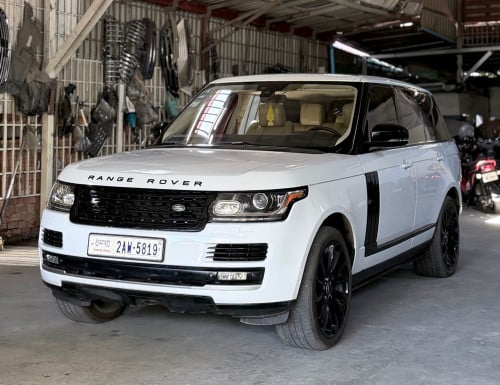 ស្តុកថ្មីRange rover vogue 2014 HSE ម៉ាស៊ីនសាំង V6 តម្លៃល្អ