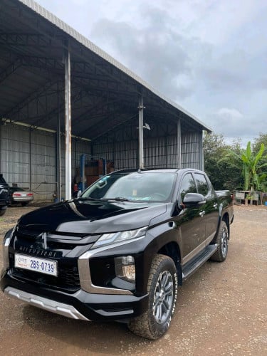 លក់Triton ឆ្នាំ2019 ប៉ុង1 full Camera 360 លេខអូតូ ប្រើម៉ាស៊ូត សុីប្រេងតិចជិះស្រួលអត់បុកប៉ះឯកសារគ្រប់