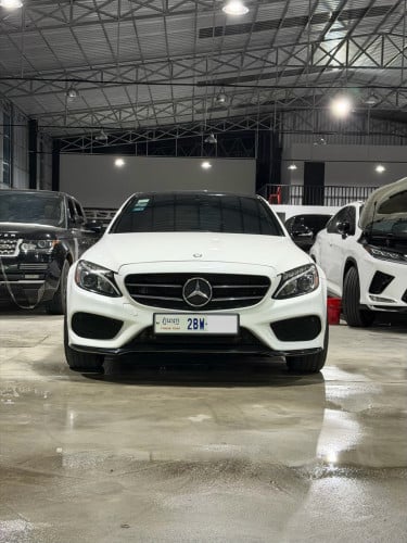 ✅ផែនឡានមូល នៅថ្មីស្អាត ម្ចាស់ដើម សោហ្សុីន_2_គ្រាប់ 🚘 2015 MERCEDES C300 AMG WHITE / CHERRY_ហ្សុីន