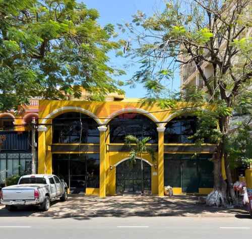 🏨Shop House Available for Rent in Doun Penh Area.