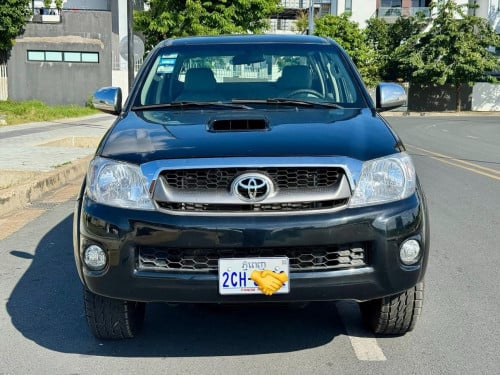 🚘កាត់បានក្តៅៗ Toyota Hilux Vigo 2011 Full 3.0L 4x4 (ឆ្វេងសុីន ក្រុមហ៊ុន)ឡានស្អាត មូល