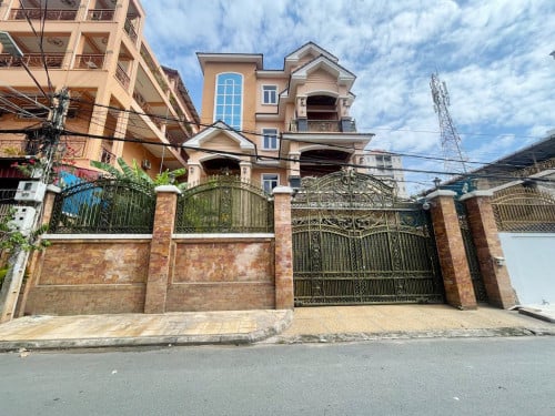 វីឡាសម្រាប់ជួល នៅសង្កាត់ទួលទំពូង | Villa for rent at sangkat Toul Tumpong