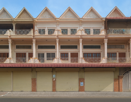 3-Flat / Shophouse for Rent in Toul Kork – Business Area✨