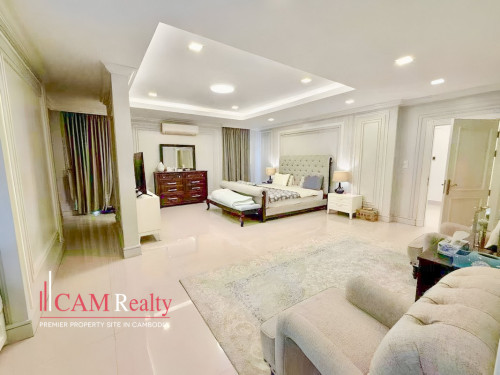 5 Bedrooms Queen Villa For Rent In Borey Peng Houth Beoung Snor