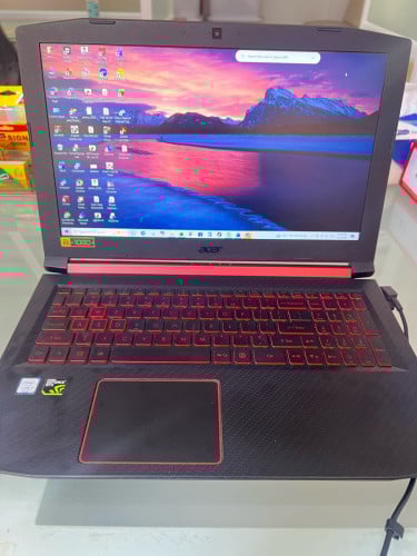 Acer Gaming Nitro i5 Ram16G SSD(M2 1T) VGA4G
