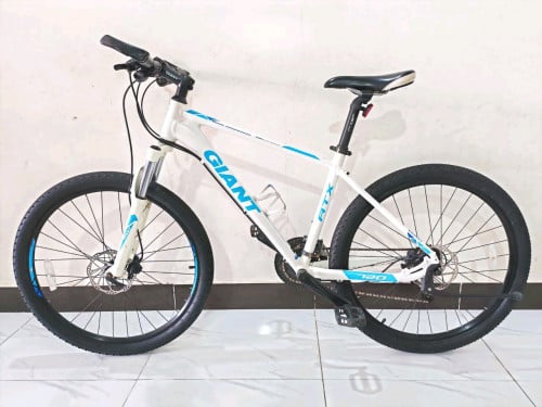 GIANT តួដេរ៉ាហ្រ្វាំងប្រេង