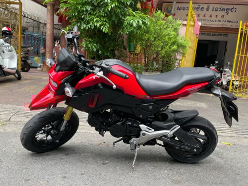 Honda Msx125cc 2017 New98%មានពន្ធកាតគ្រីស្លាកលេខ