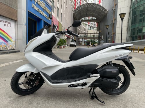 Honda Pcx125cc 2012 ជប៉ុនសុទ្ធ New98%មានពន្ធកាតគ្រីស្លាកលេខ