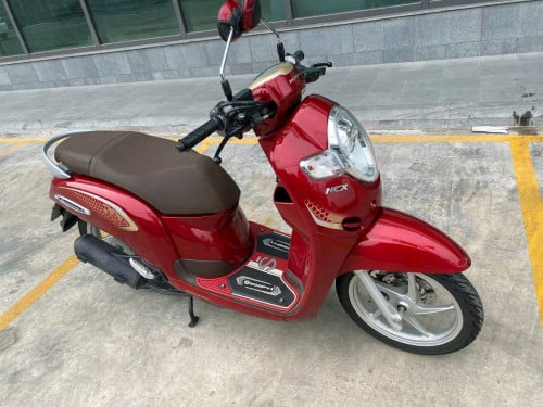 Honda scoopy 2019