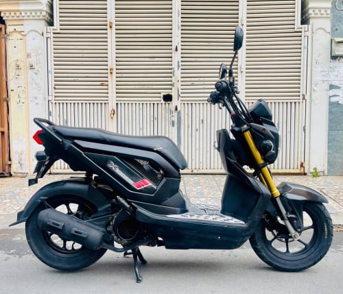 Honda ZOOMER x (110cc, year2016, 690$) have all documents