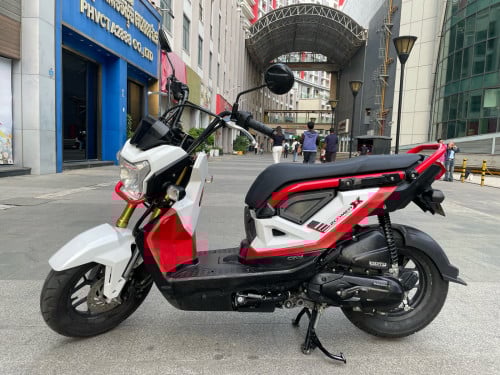 Honda  Zoomerx 2018 New98%មានពន្ធកាតគ្រីស្លាកលេខ