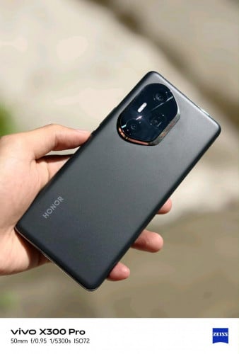 Honor 300 Ultra