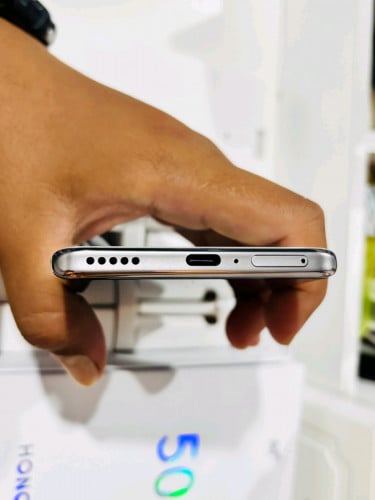 Honor 50 global limit Edition RAM 8 storage 128 Full set (99.99%)ខ្ចីខ្លាំង