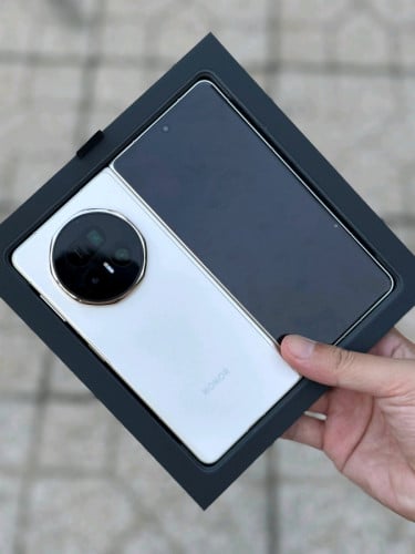 Honor Magic V5 16/512GB ក្រុមហ៊ុន ស្អាត 99.99%