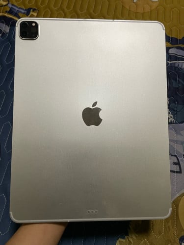 iPad Pro 12.9; 4th 256g sim wifi